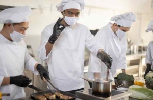 Hygiène et protection en restauration collective : ce que dit la réglementation