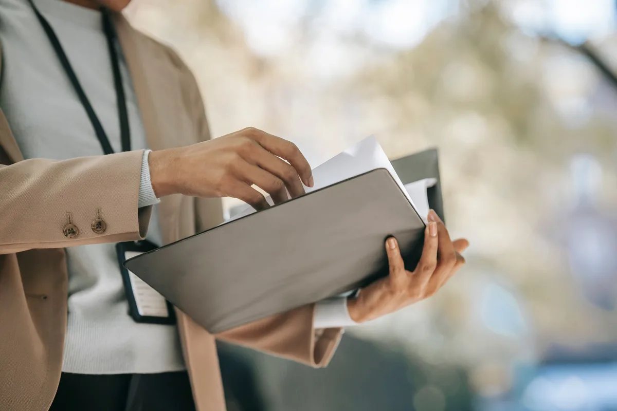 Documents administratifs et dossier de candidature pour visa et admission universitaire