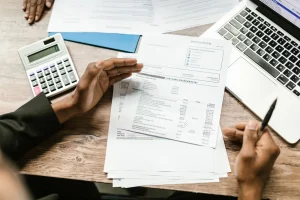 Dates de débit des cartes à débit différé en 2026 : calendrier des arrêtés