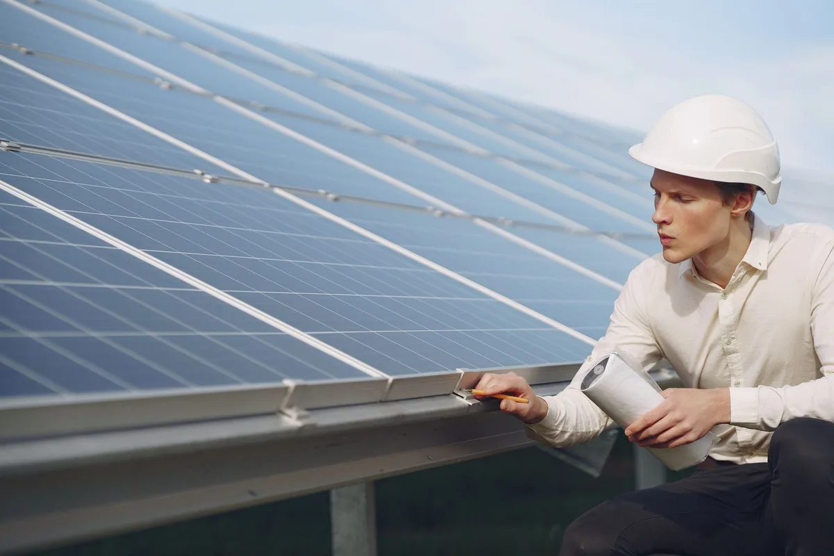 Diagnostic de performance énergétique d'une habitation lors d'une inspection immobilière