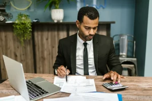 Pourquoi ChatGPT ne peut pas remplacer votre directeur financier ?