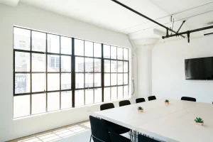 Le manager ne disparaît pas : vers un rôle ponctuel et stratégique