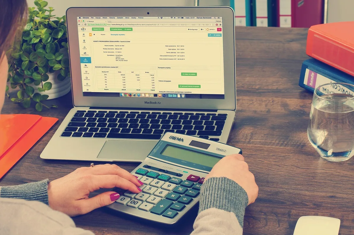 Taux d&rsquo;endettement prêt immobilier : méthode simple et exemple chiffré