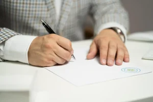 Crédit immobilier 2026 : faut-il acheter avant 2027 et optimiser son dossier ?