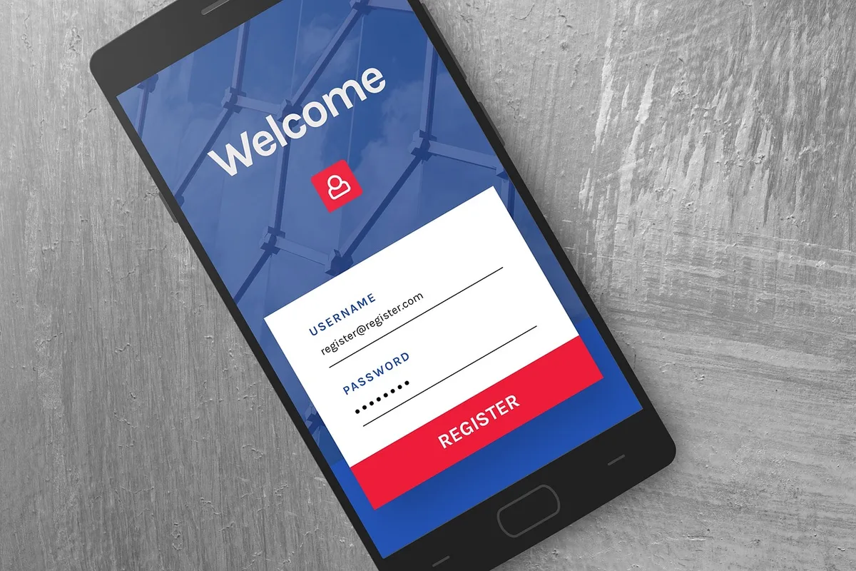 Schéma de site simple sur écran et smartphone illustrant appel à l'action